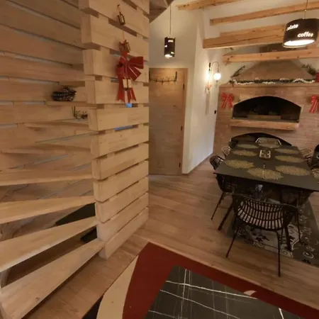 Old Town Vlasic Apartment Sisava